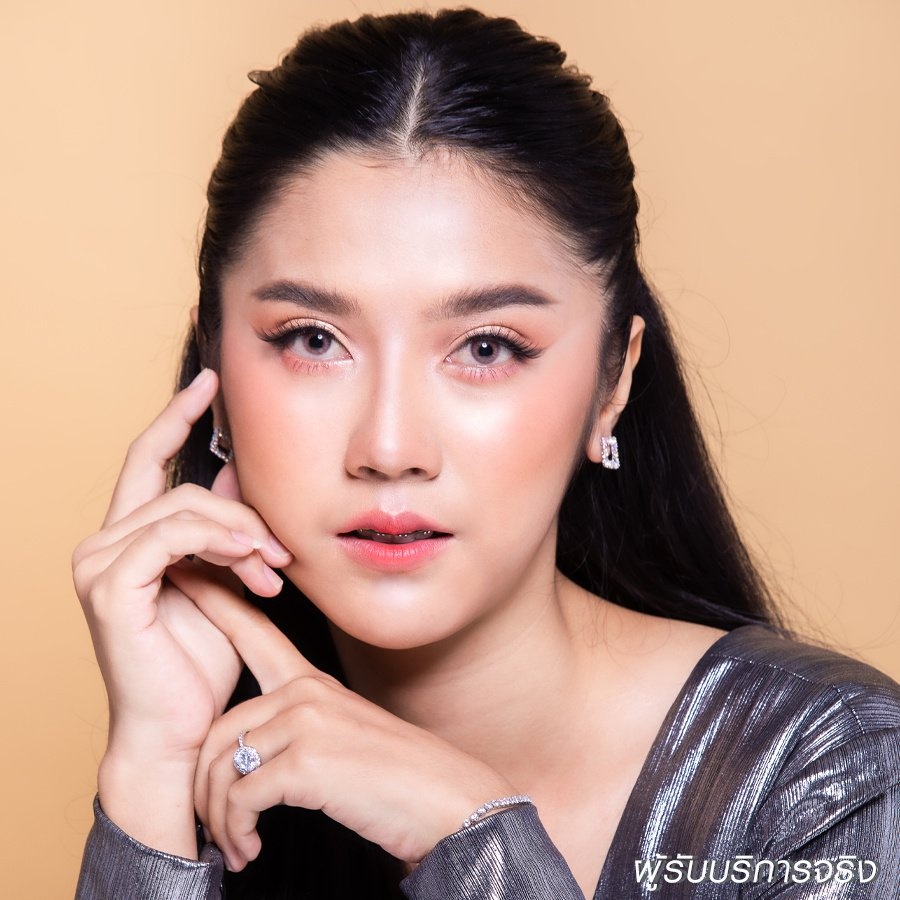 การทำศัลยกรรมตาสองชั้น